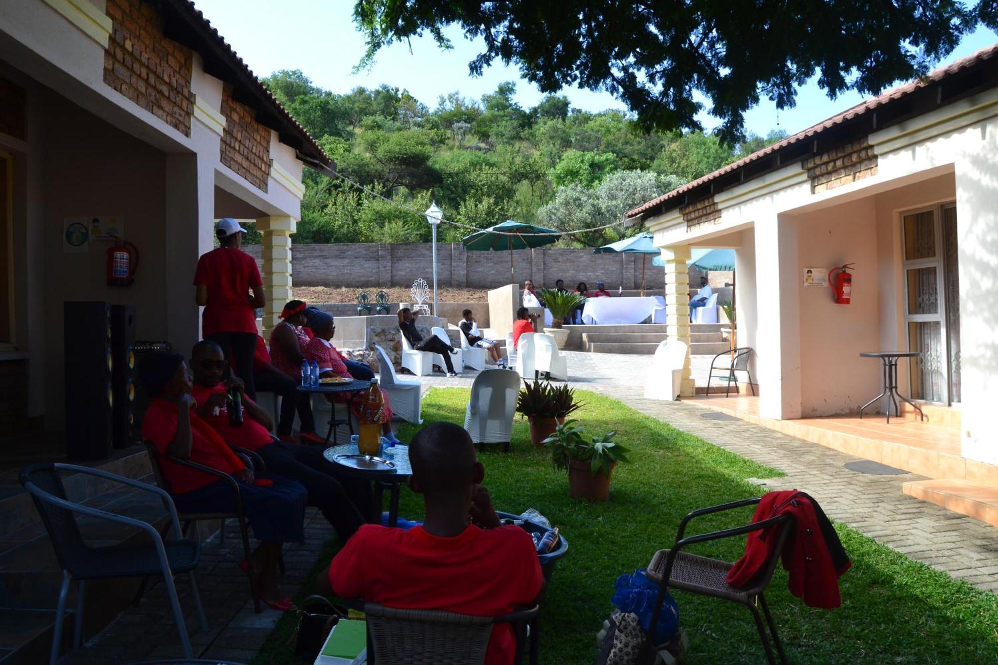 Kamogelo Guest House Pilanesberg Exterior foto